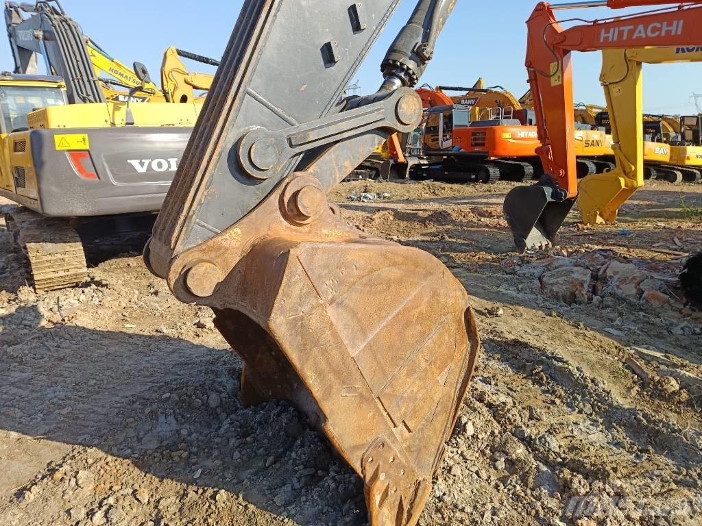 Volvo EC 240 履帶式 挖土機/掘鑿機/挖掘機