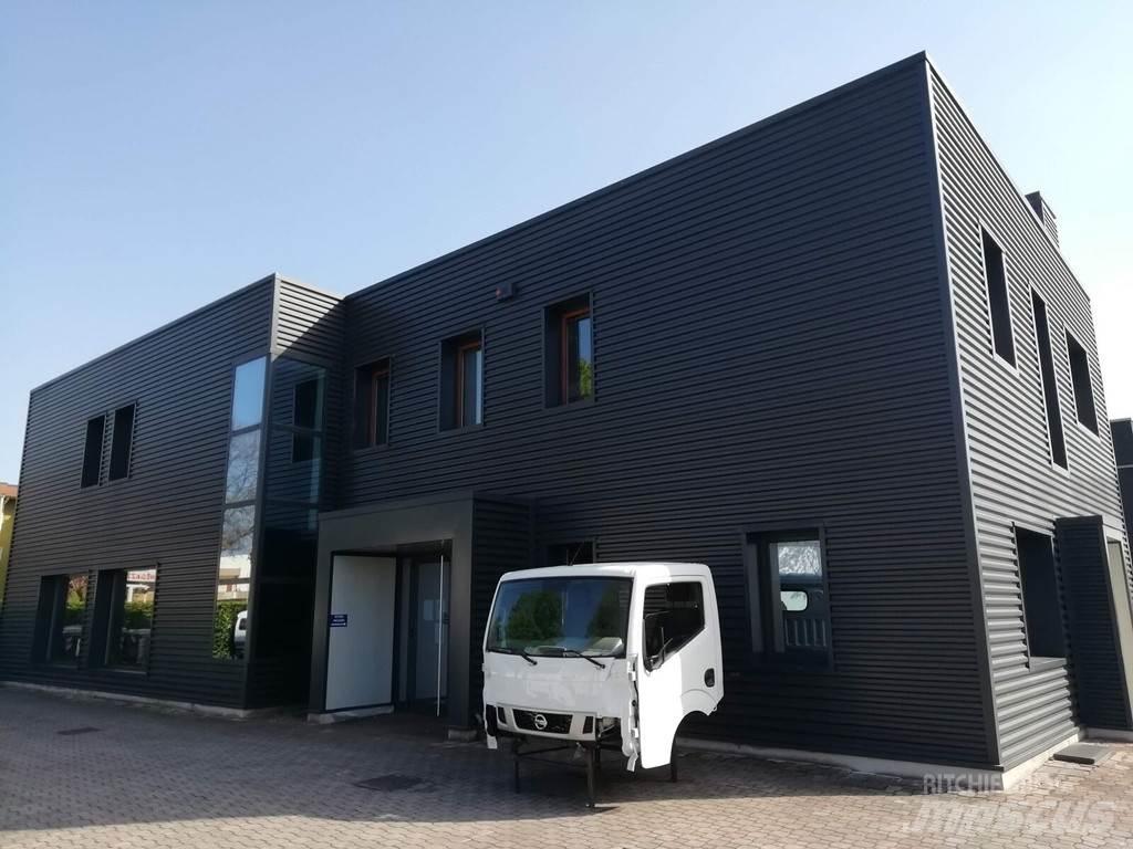 Nissan NT400 駕駛室與內部