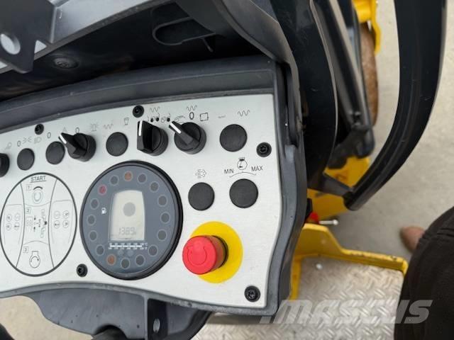 Bomag BW 100 AD M-5 雙輪滾壓機