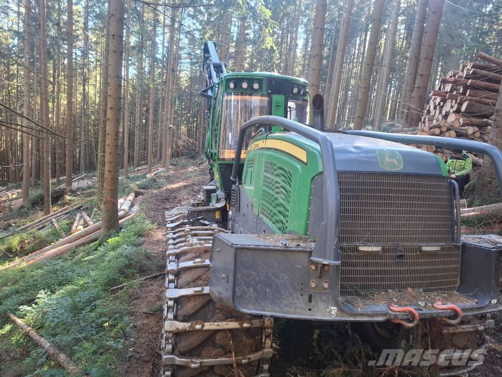 John Deere 1170G 收穫機