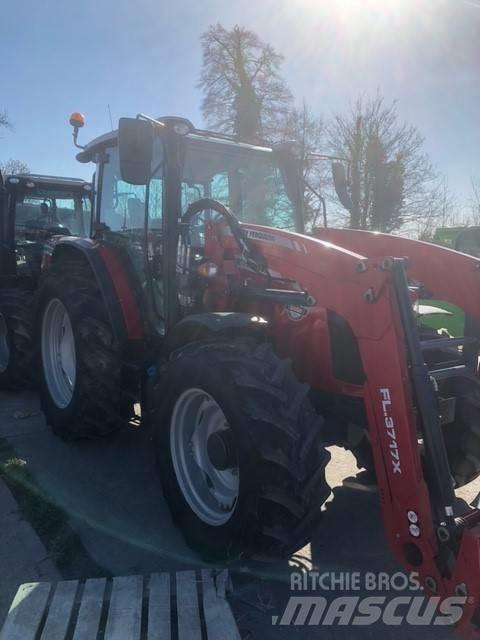 Massey Ferguson 5711 曳引機