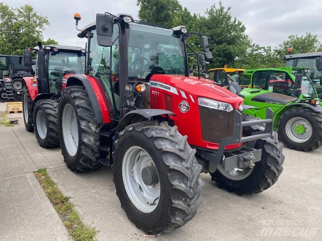Massey Ferguson 5711 曳引機