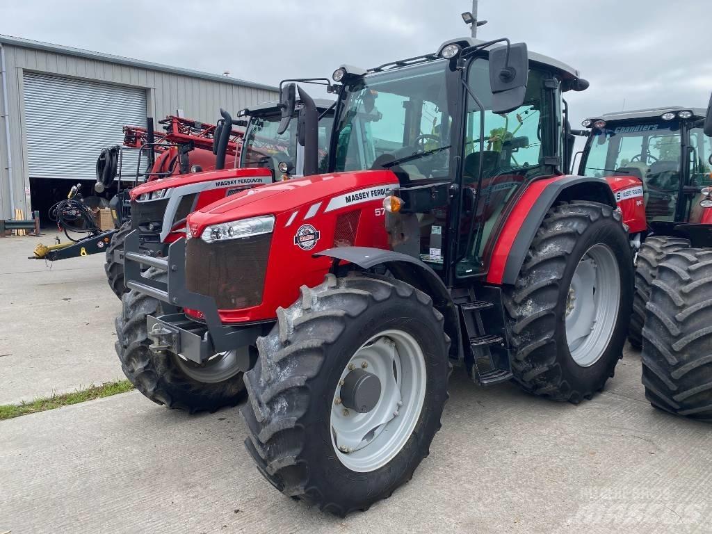 Massey Ferguson 5711 曳引機