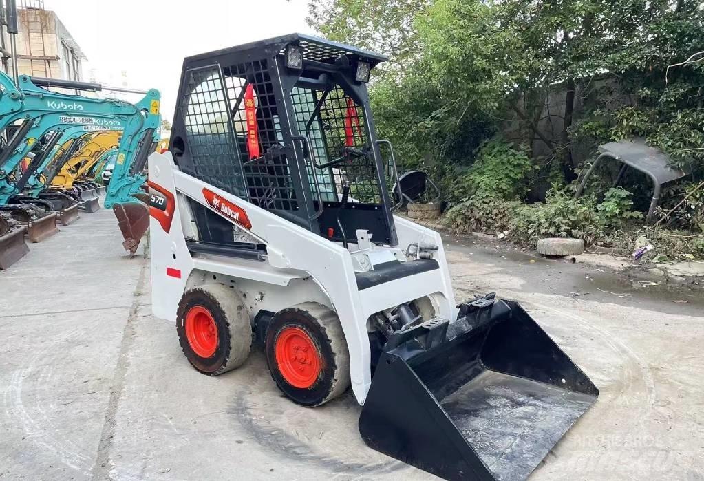 Bobcat S 70 滑移轉向裝載機