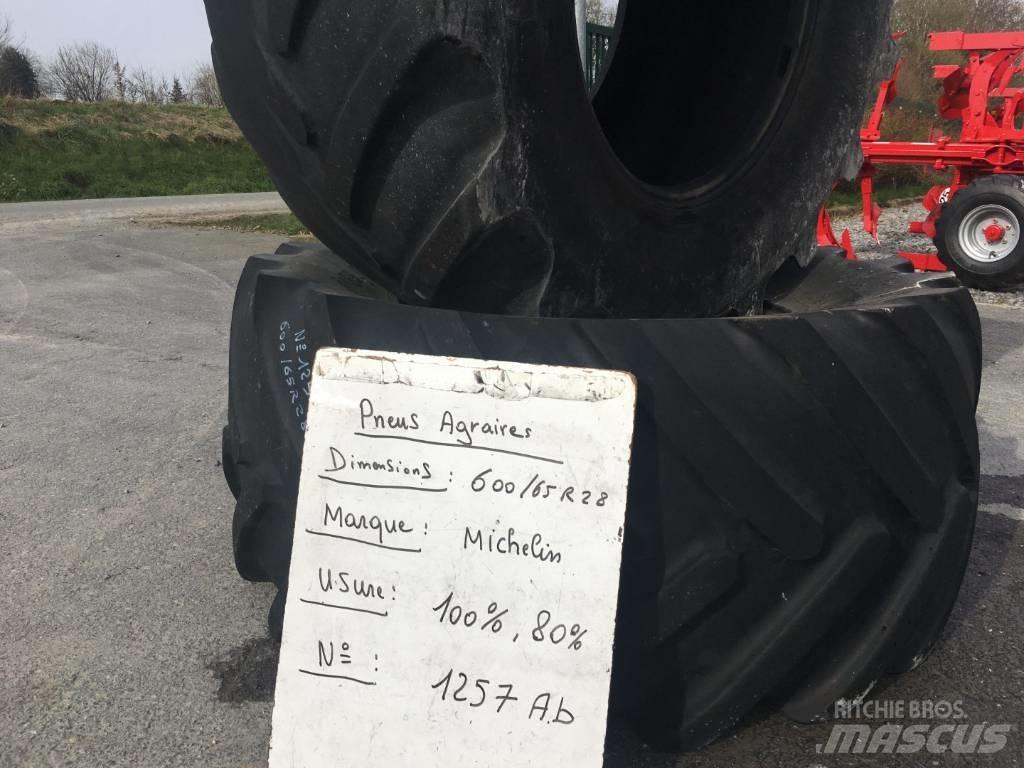 Michelin 600/65R28 輪胎、車輪和輪圈