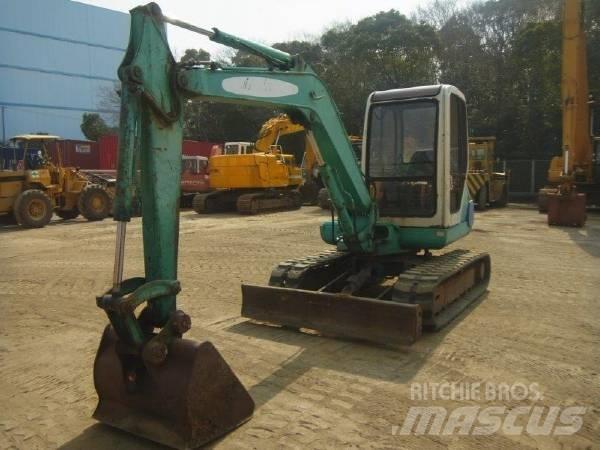 Komatsu PC40-7 小型挖土機/掘鑿機<7t(小型挖掘機)