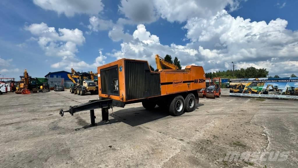 Doppstadt AK 250 廢棄物撕碎機