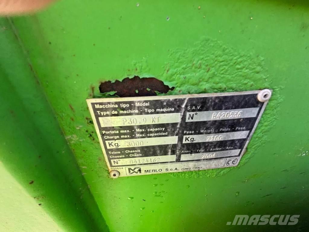 Merlo P30.9 KT 農業用伸縮臂裝載機