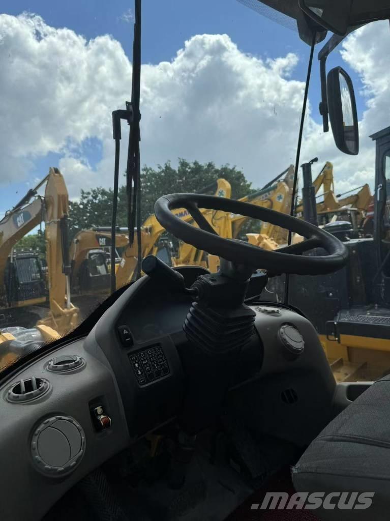 Volvo L 105 輪胎式裝載機