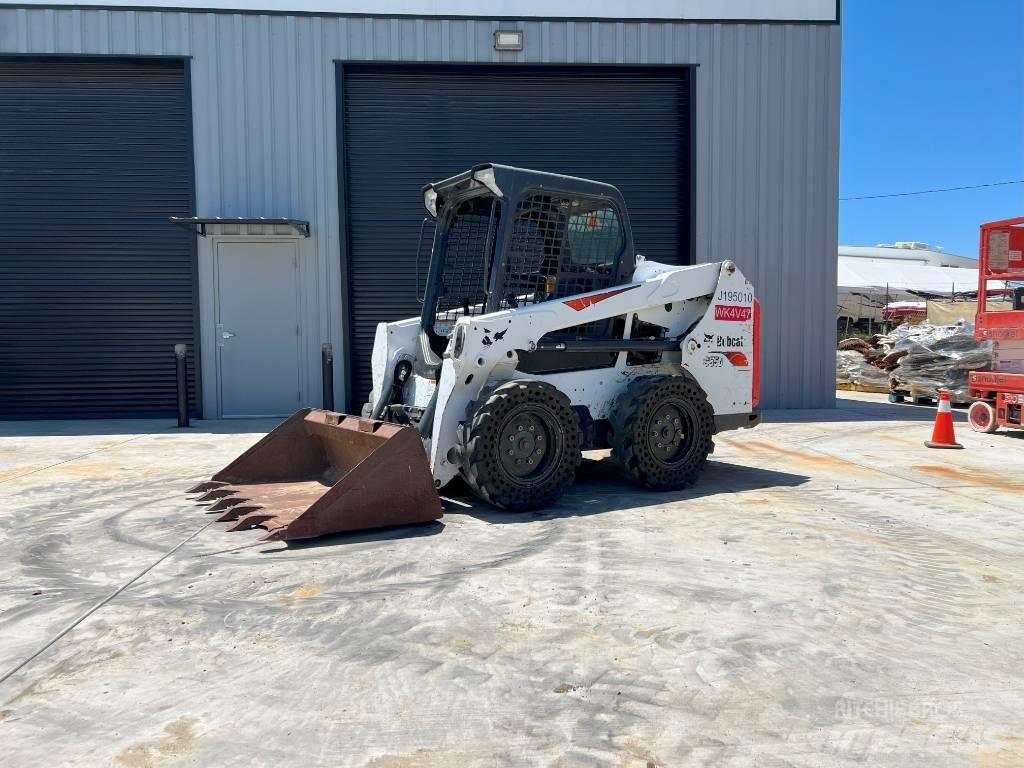 Bobcat S550 滑移轉向裝載機