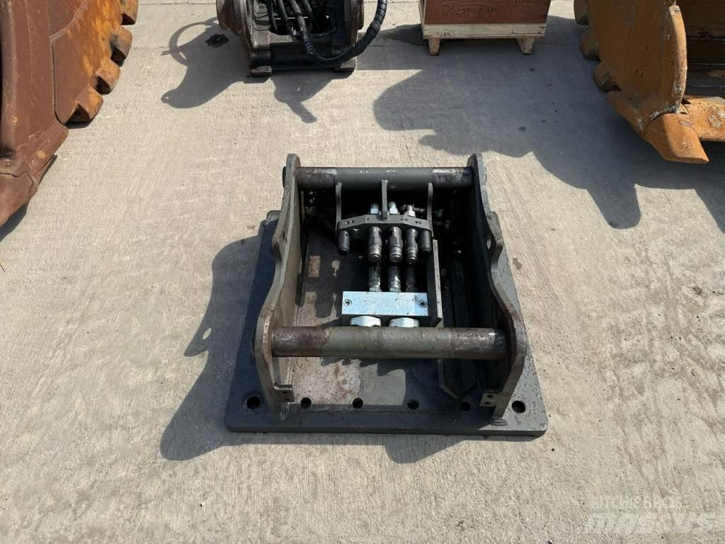 OilQuick OQ80 快速連結器