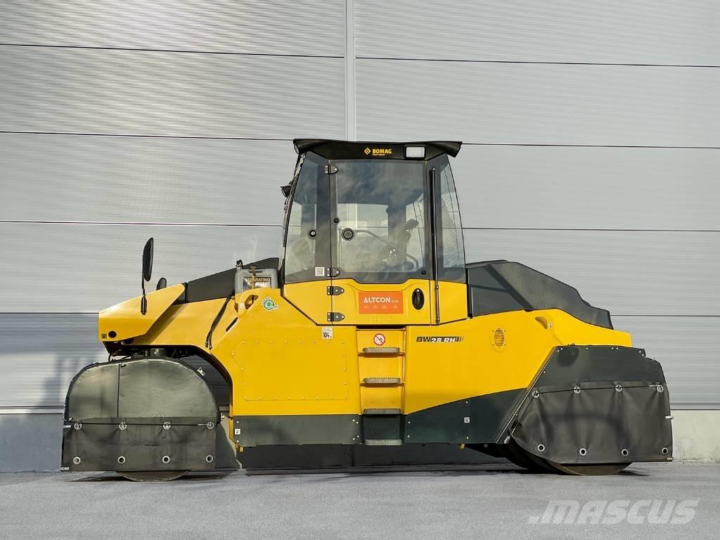 Bomag BW 28 RH 膠輪滾壓機