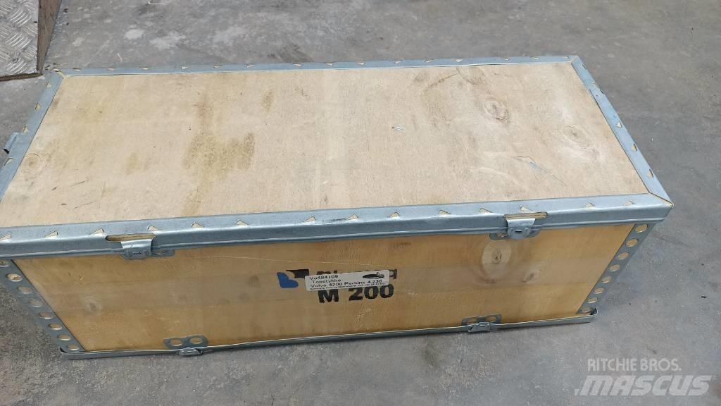 Volvo 4200 引擎/發動機