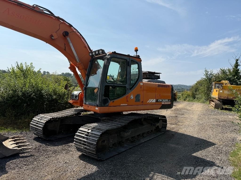 Doosan DX 225 LC 履帶式 挖土機/掘鑿機/挖掘機