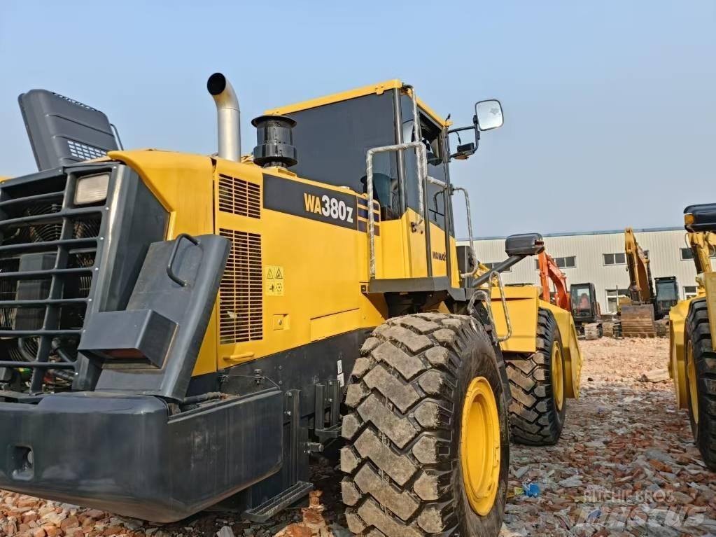 Komatsu WA 380-6 輪胎式裝載機