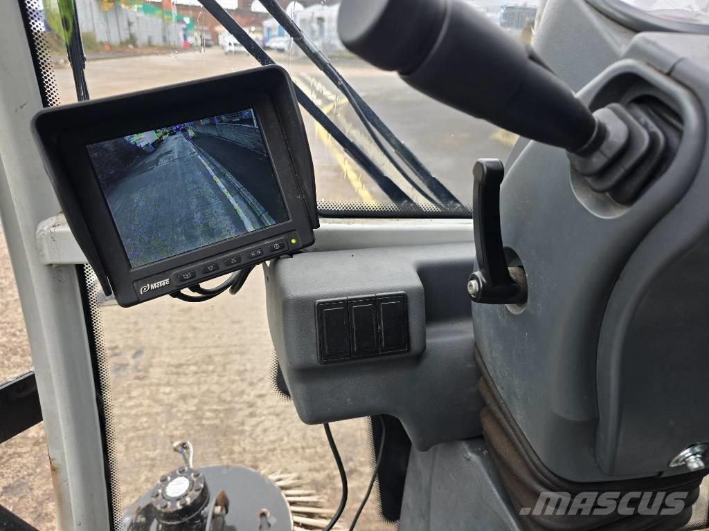 Bucher CityCat 1300 掃倉機