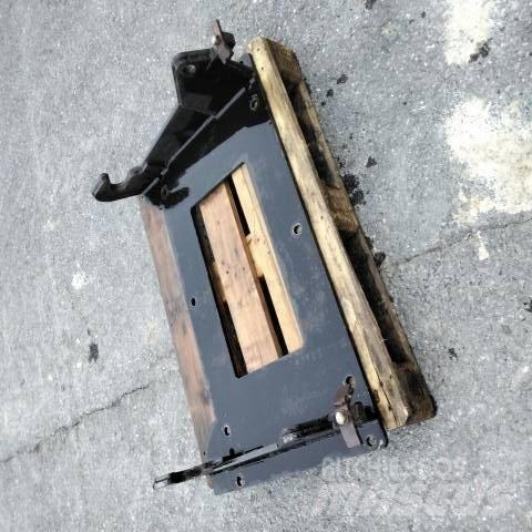 JCB INTERFACE 叉