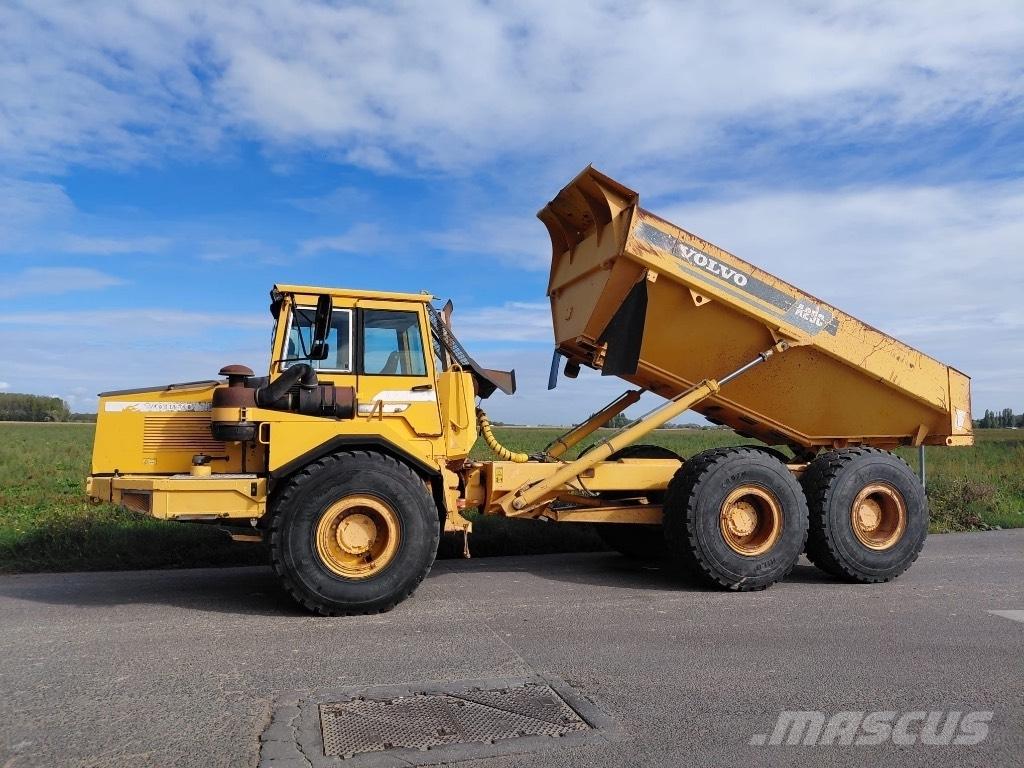 Volvo A 25 C 鉸接式起吊車