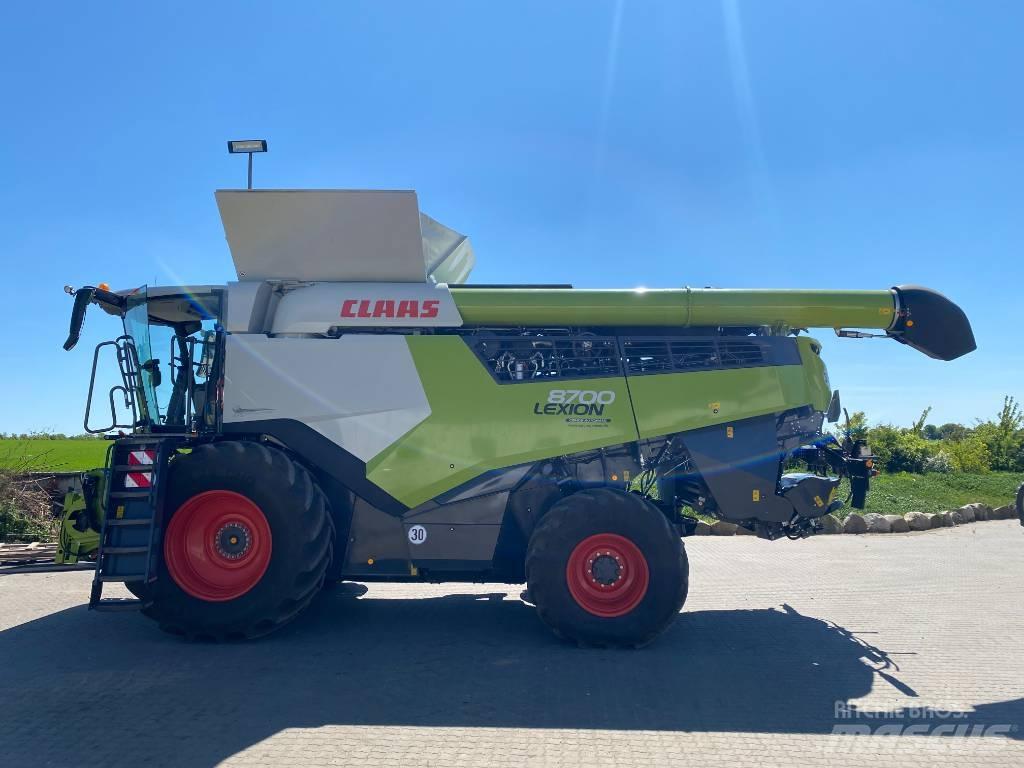 CLAAS Lexion 8700 聯合收穫機