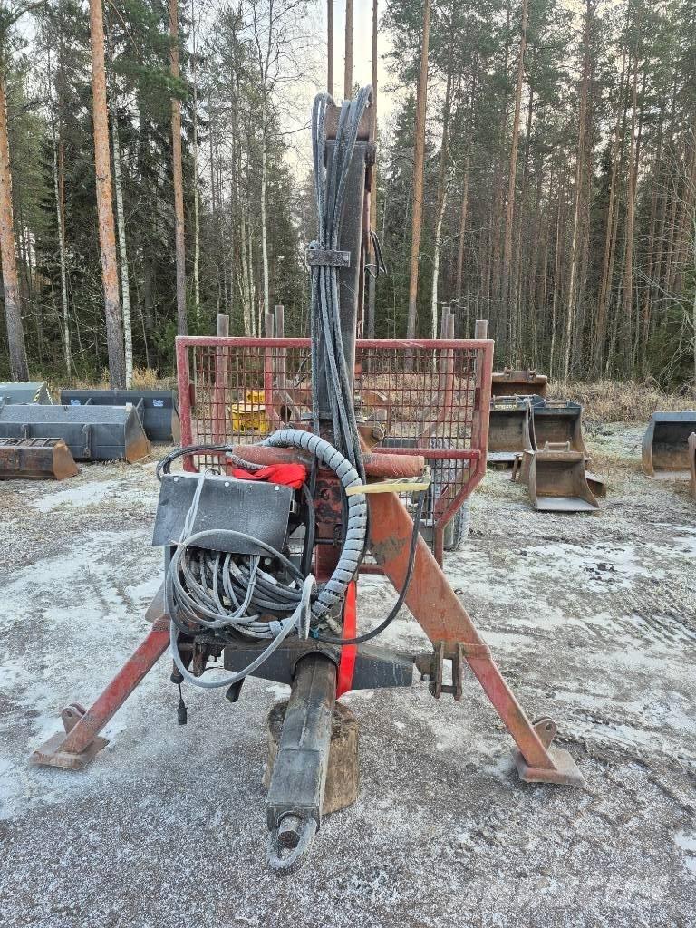 Patu 1800 林業拖車