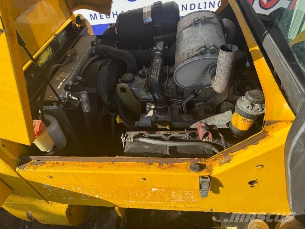 JCB 926 越野車