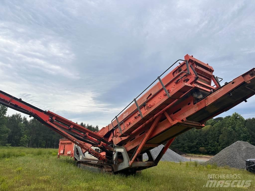 Sandvik QA 440 篩分機