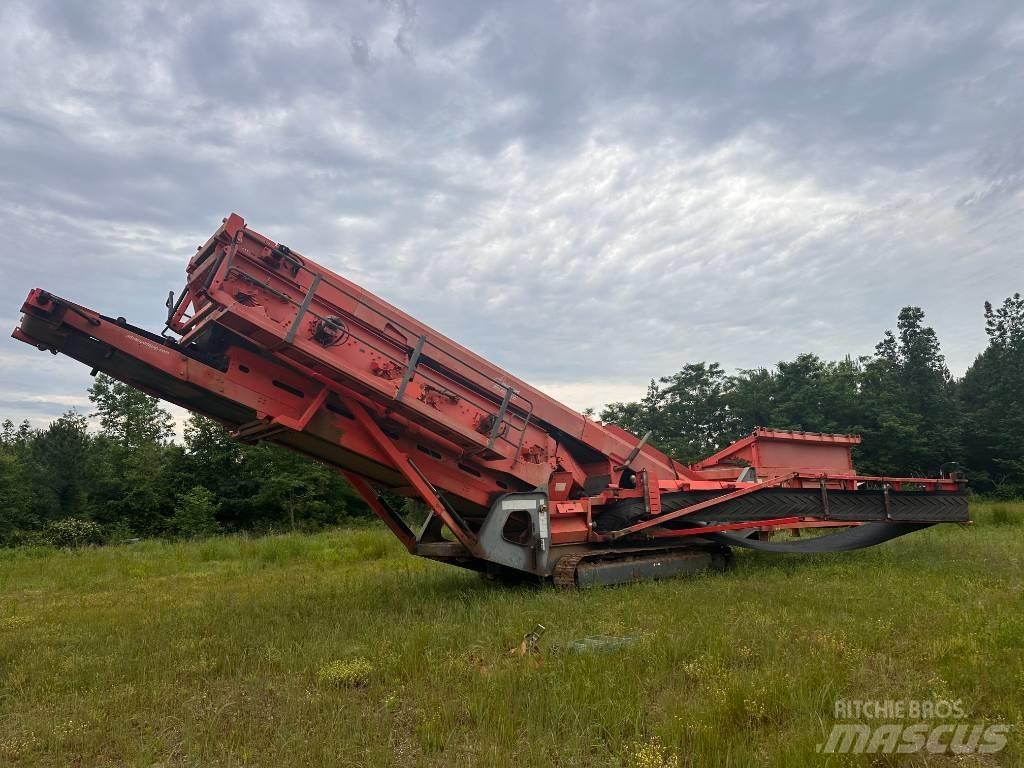 Sandvik QA 440 篩分機