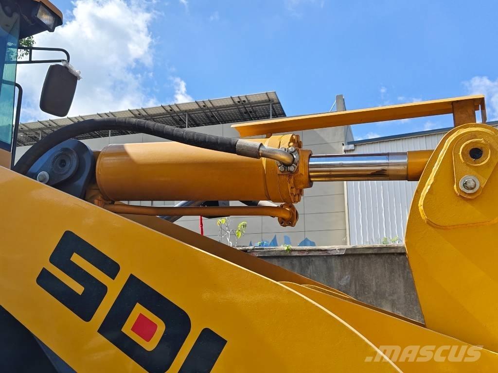 SDLG L 958 F 輪胎式裝載機