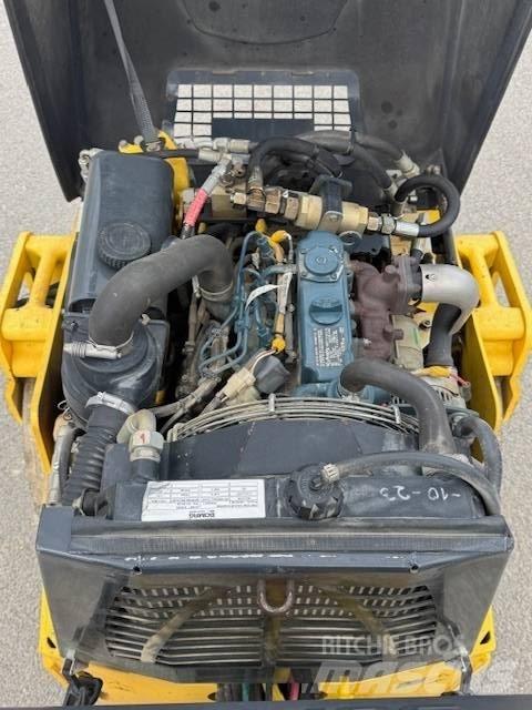 Bomag BW 100 AD M-5 雙輪滾壓機