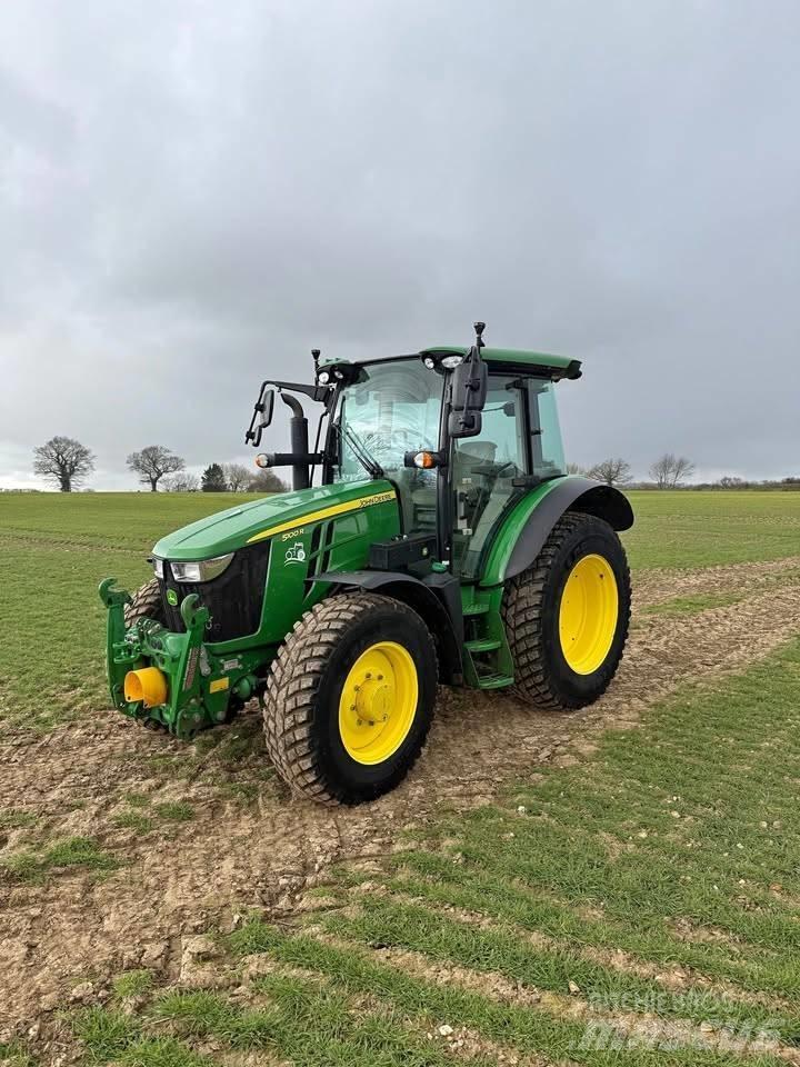 John Deere 5100 R 曳引機
