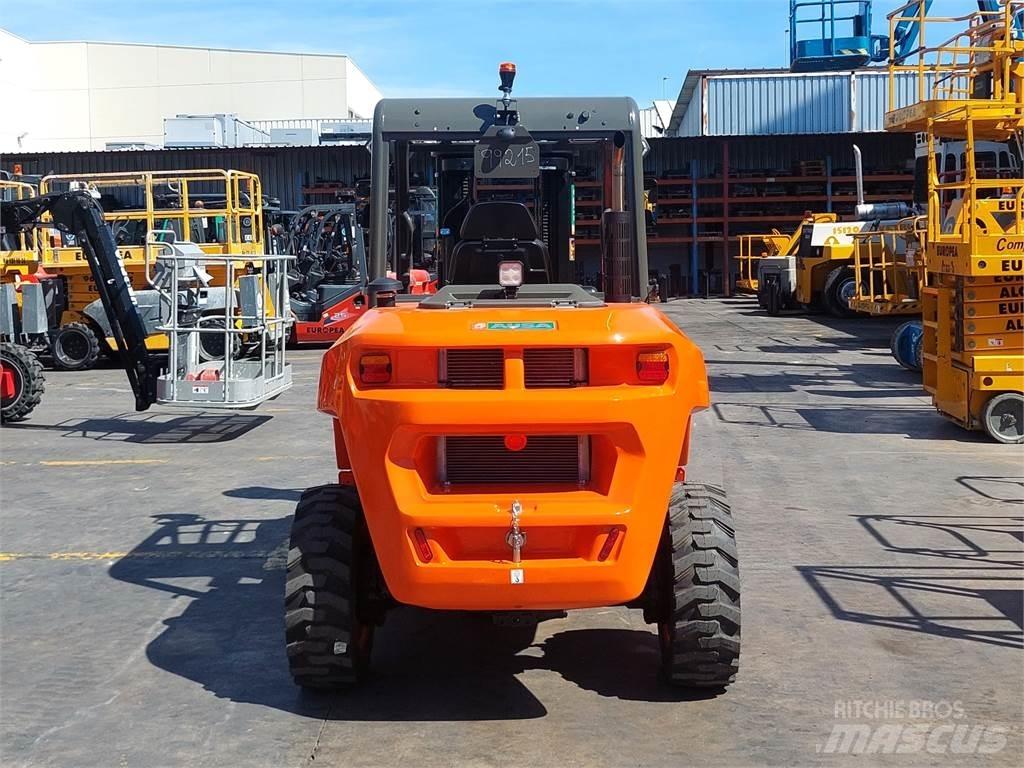 Ausa C201 Hx4 越野車