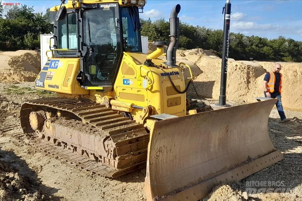 Komatsu D51 PX-24 履帶推土機