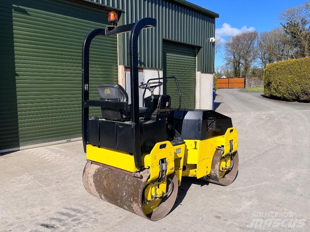 Bomag BW 120 AD-3 雙輪滾壓機