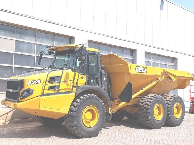 Bell B 30 E 鉸接式起吊車