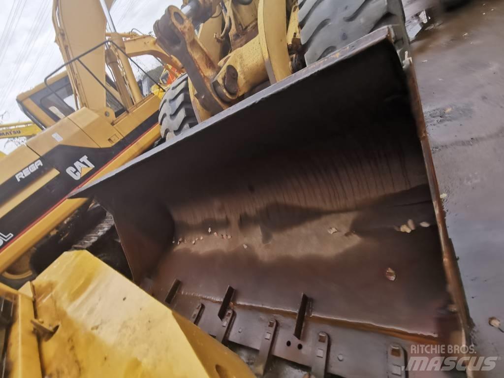 CAT 966F 輪胎式裝載機