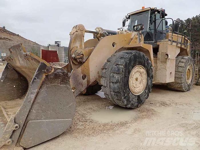 CAT 988K 輪胎式裝載機