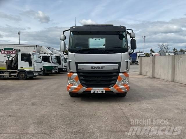 DAF CF 330 平板 / 絞盤 卡車
