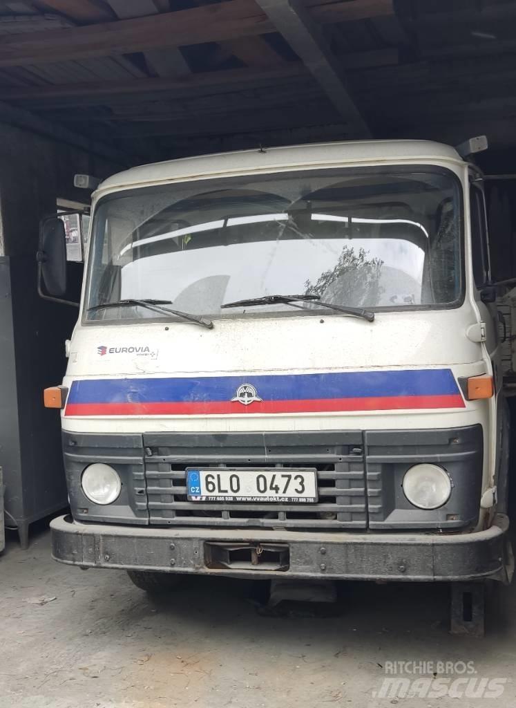 Avia 30N 平板式/側卸式卡車