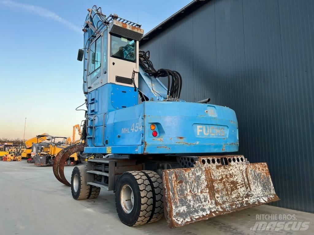 Fuchs MHL454 廢棄物/工業用操作車