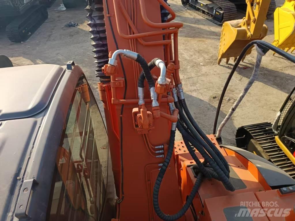 Hitachi ZX135 履帶式 挖土機/掘鑿機/挖掘機