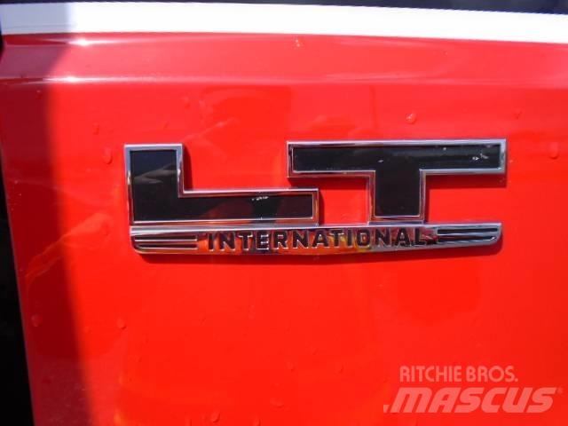 International LT625 曳引機組件