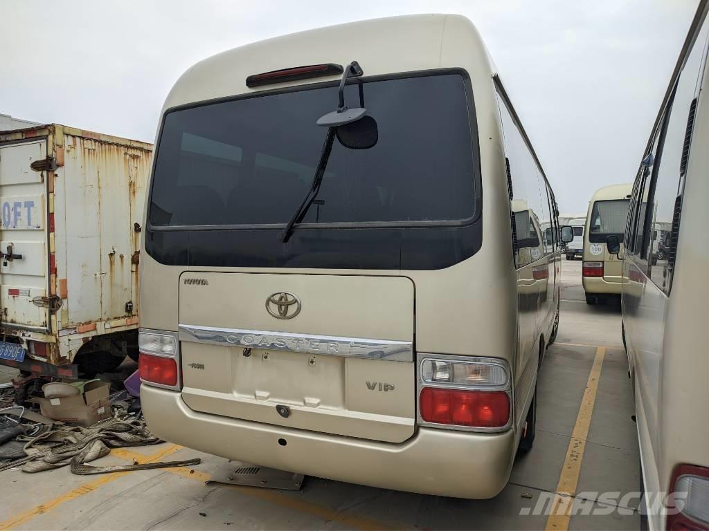 Toyota Coaster Bus 迷你巴士