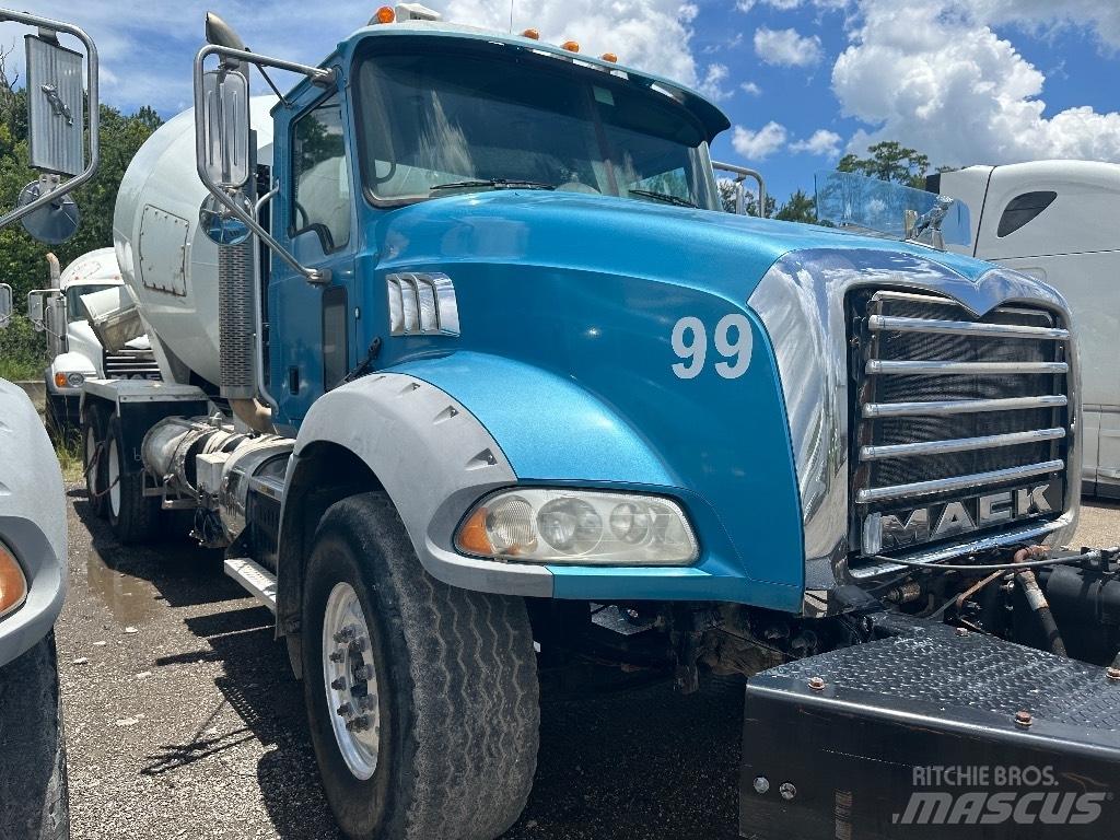 Mack GU 800 其他貨車