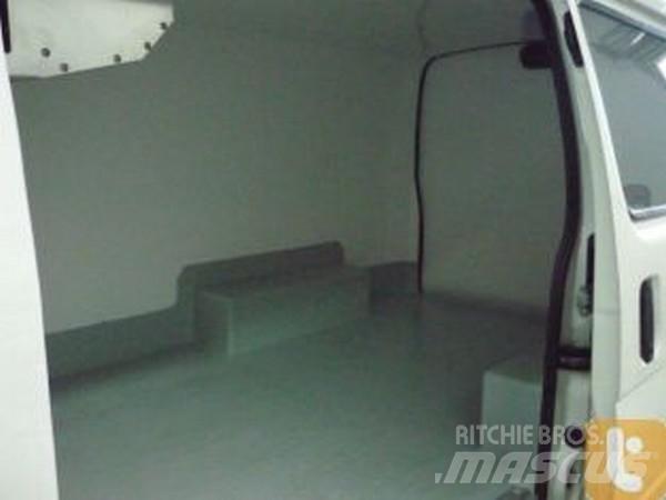 Toyota HIACE RZH103R 廂式貨物運輸車