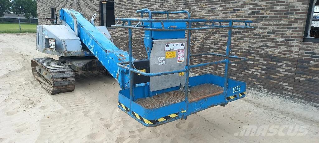 Aichi SR 12 B 伸縮臂高空作業車