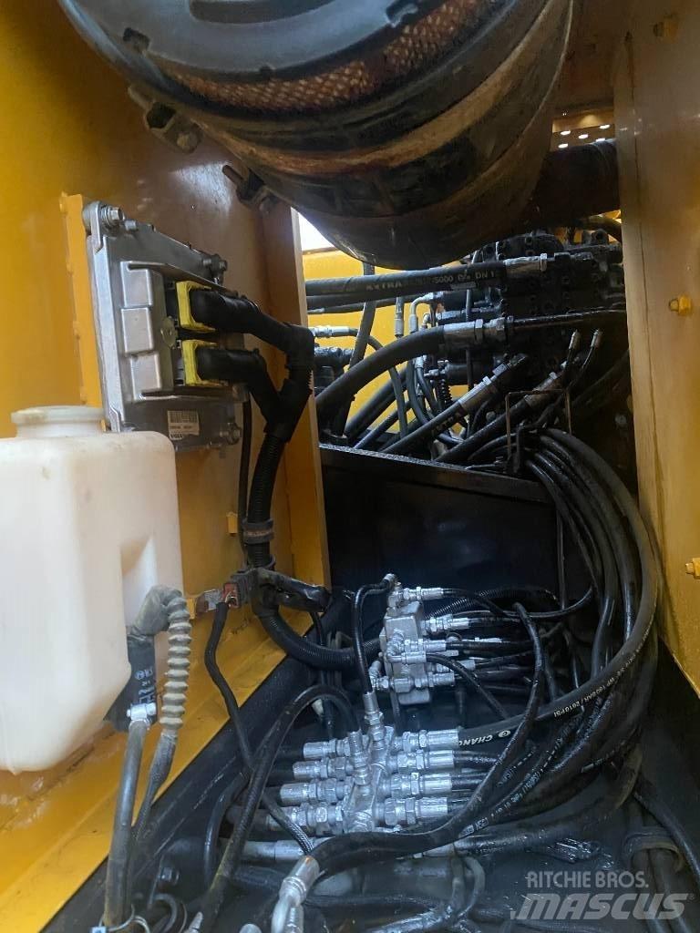 Volvo EC210BLC 履帶式 挖土機/掘鑿機/挖掘機