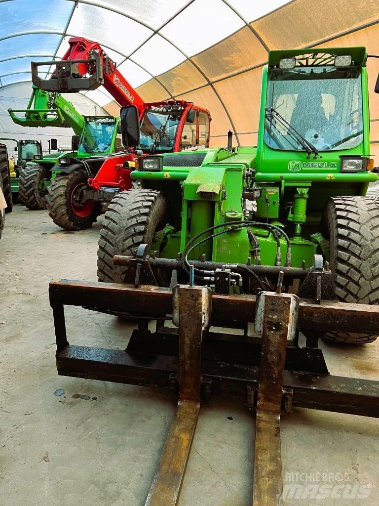 Merlo P 38.10 農業用伸縮臂裝載機