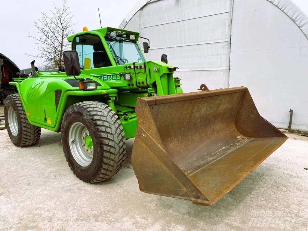 Merlo P 38.10 農業用伸縮臂裝載機