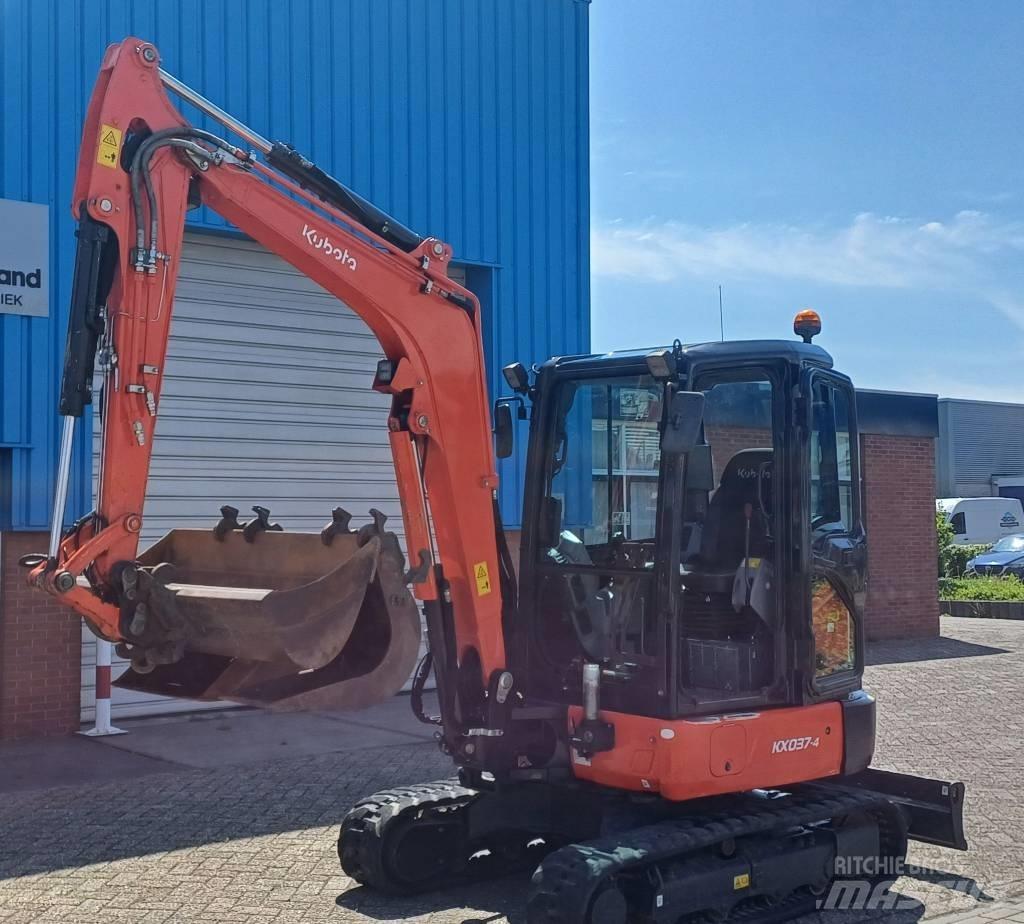 Kubota KX 037-4 小型挖土機/掘鑿機<7t(小型挖掘機)