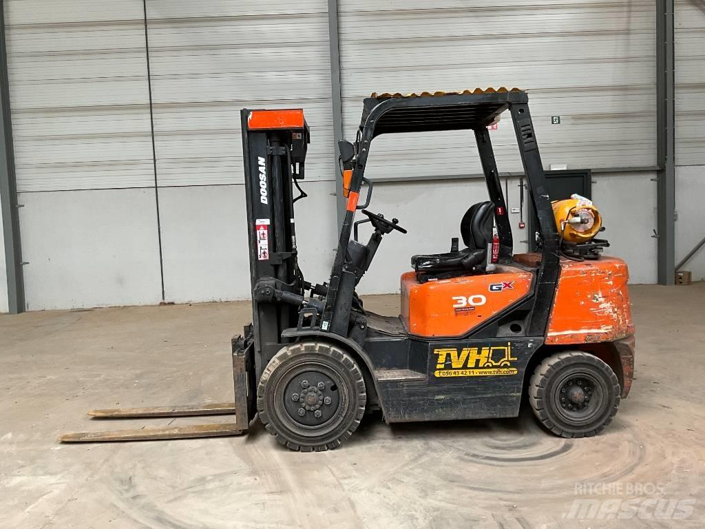 Doosan G 30 G 液化石油氣LPG卡車
